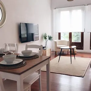 Apartamento Muy Luminoso En San Mamés