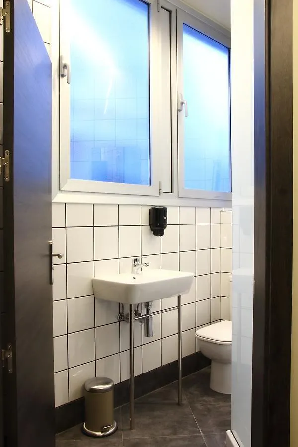 Poshtel Bilbao - Premium Hostel Spain